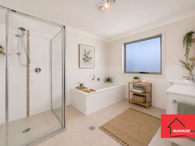 1 TOM NICHOLAS CRESCENT, Forde