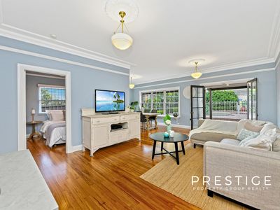 4 Perrys Avenue, Bexley