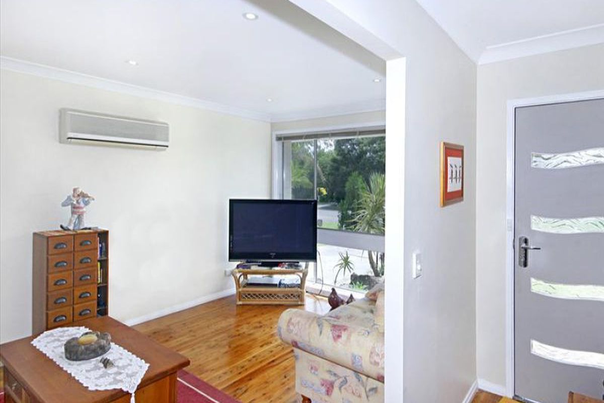 7 Bayline Drive, Point Clare