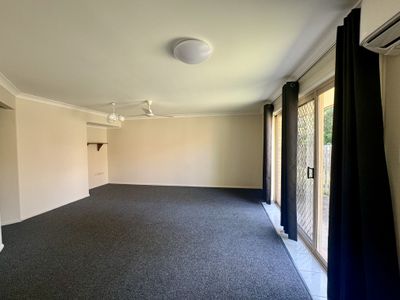 2 / 10 Wormald Street, Norman Gardens