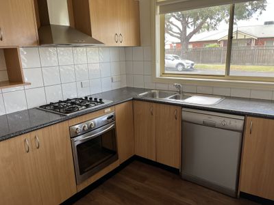 1 Templeton Court, St Albans Park