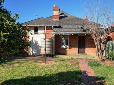 109 Bourke Street, Dubbo