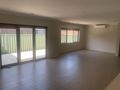 32 Townsend Street, Wyndham Vale