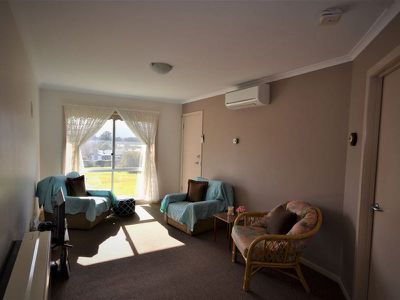 1 / 25 Fairway Avenue , Mount Beauty