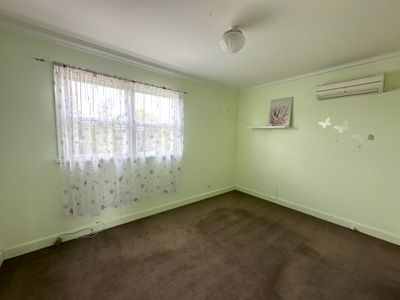 7 Oakdene Crescent, Carnegie