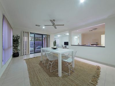 9 Higgs Circuit, Wynnum West