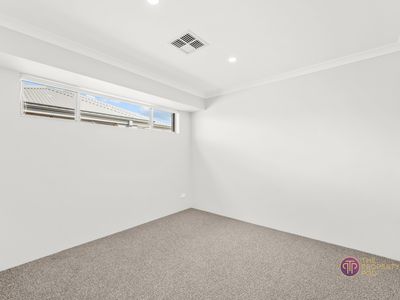 6 Ross Street, Byford