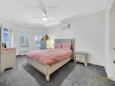 21 Brockwell Crescent, Manor Lakes