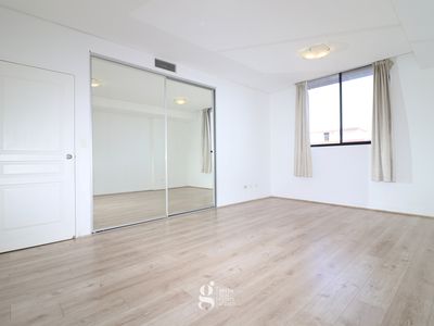 4123 / 10 Porter Street, Ryde