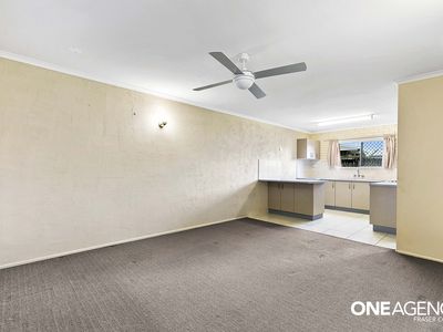 3 / 3 King Street, Urangan