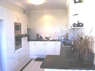 2 / 4-6 Ocean Street, North Wollongong
