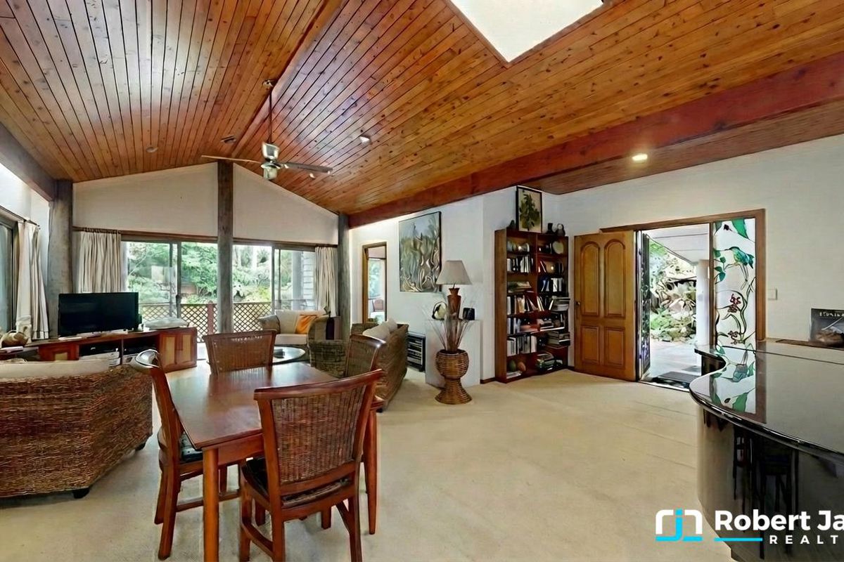 6 Terrens Court, Tewantin