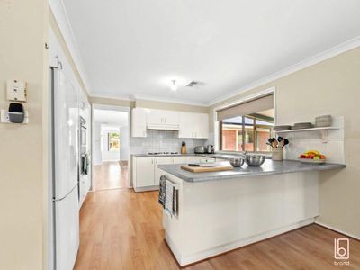2 Elder Close, Kanwal