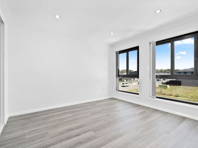 31 Fourteenth Avenue, Austral