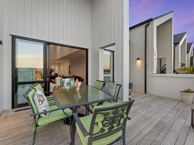 22 Catalina Bay Drive, Hobsonville