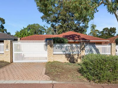 10 Sanford Court, Lockridge
