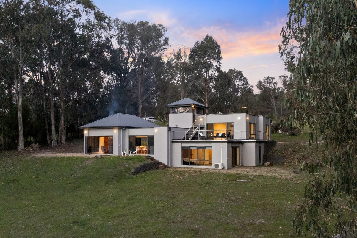 22 Hill Top Lane, Barwite