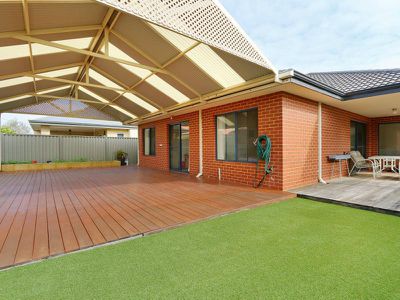 32 Bedbrook Avenue, Piara Waters
