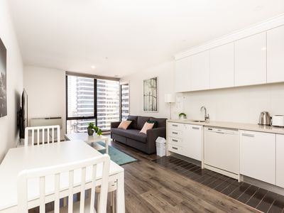 1307 / 63 Whiteman Street, Southbank