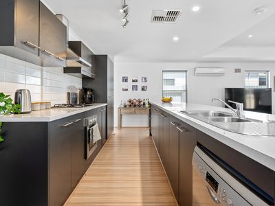 121A Campbell Street, Lamington