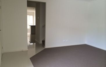 6 / 2-4 Edinburgh Drive, Beaconsfield