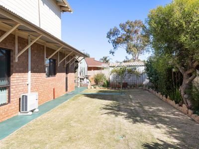 14 Kirwan Court, Hannans
