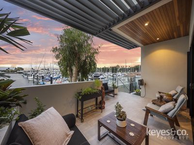 1 / 30 Mariners Drive, Townsville City
