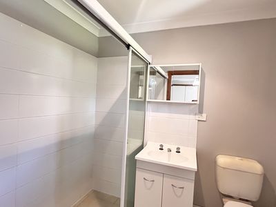 1B Gwen Close, Emerald Beach