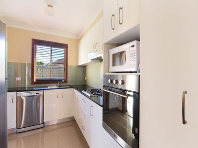 6 / 3 Commerce Drive, Lake Illawarra