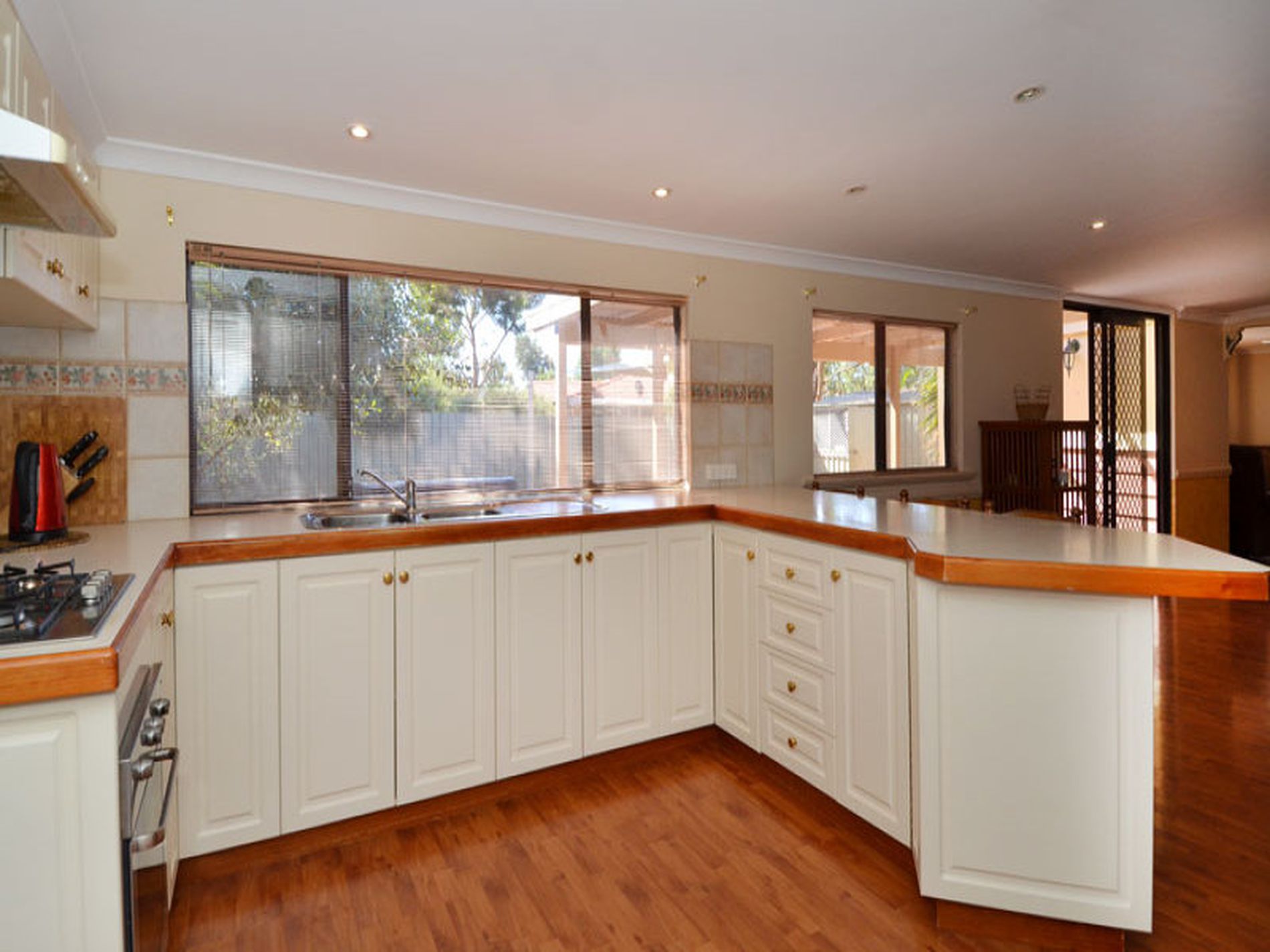 12 Holroyd Way, Boulder