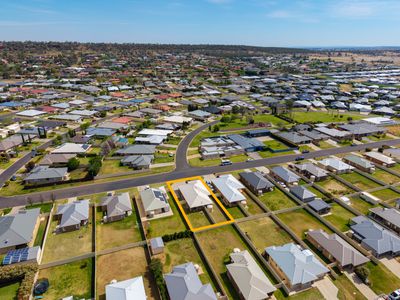 44A & 44B Madden Drive, Griffith