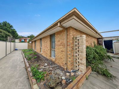 1 / 23 Blackwood Drive, Hampton Park