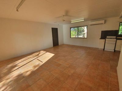 12 John Street, Cooktown