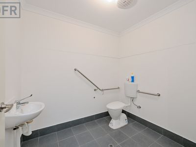 2 / 7 Baling Street, Cockburn Central