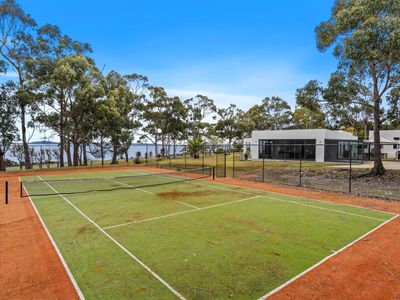 5140 Channel Highway, Gordon