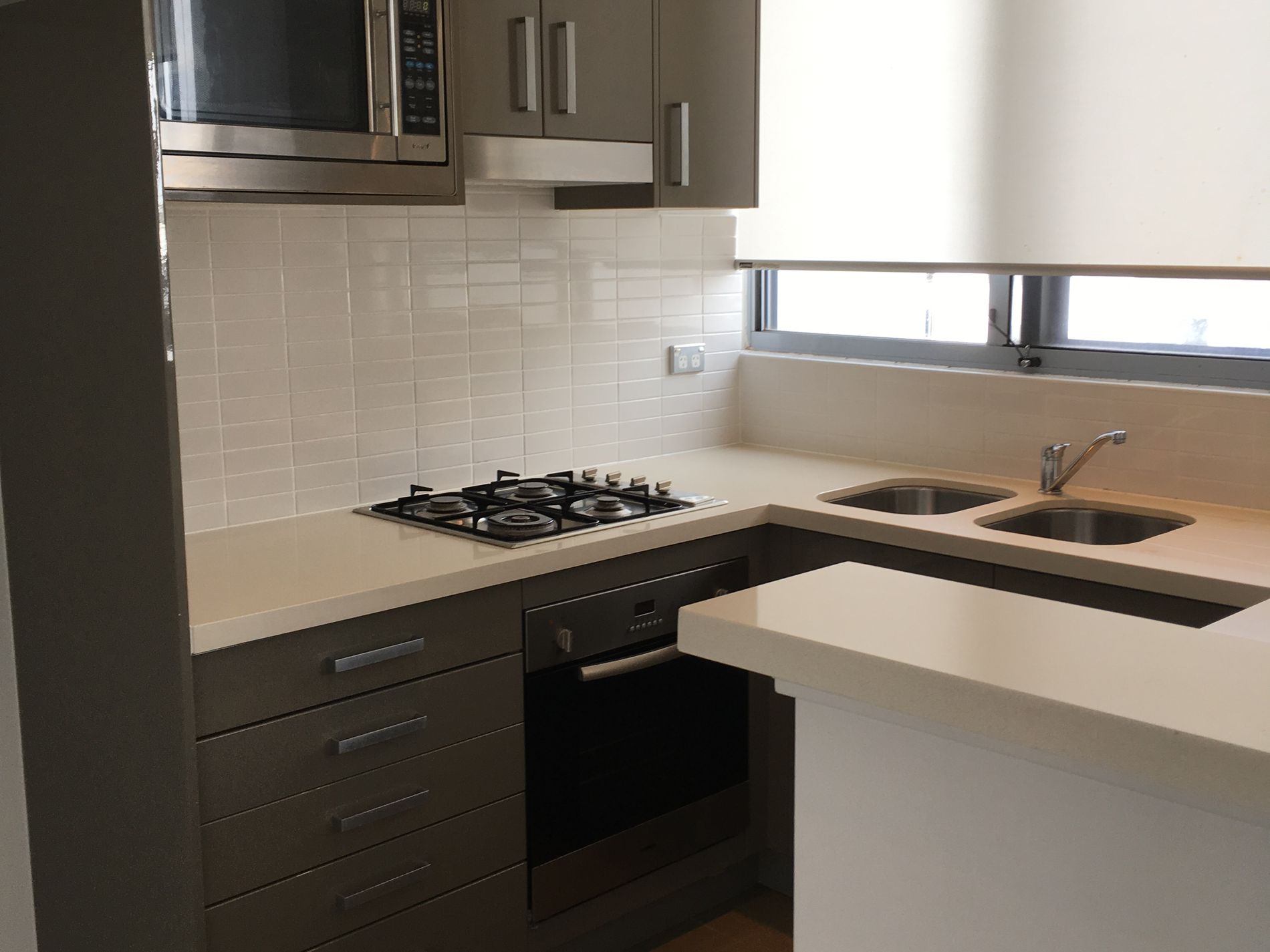 823 / 4 Spring Street, Rosebery