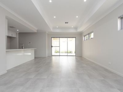 8C Shaw Road, Innaloo