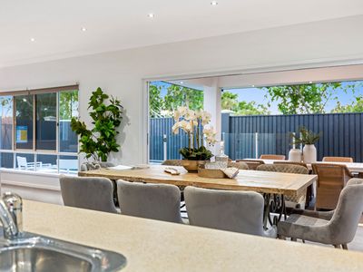 61 Yarra Road, Wakerley
