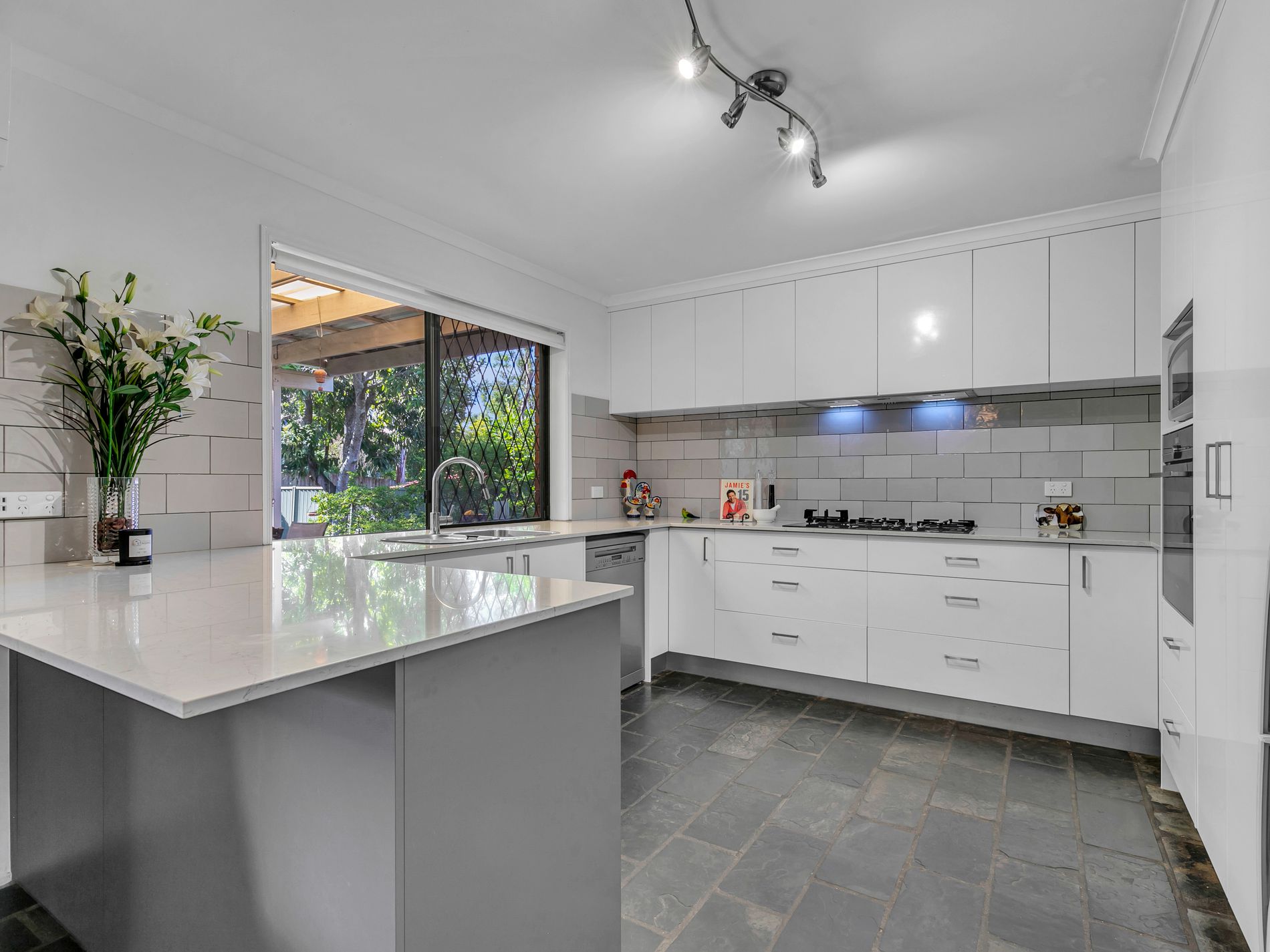 17 Narona Street, Middle Park