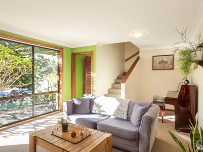 34 Lakeside Drive, Kianga