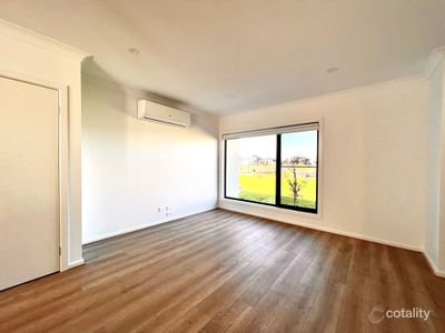 15 Ogawa Walk, Tarneit