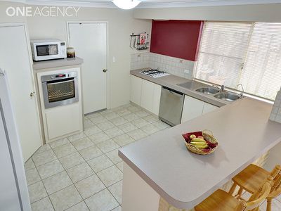 12 Domeney Place, Landsdale
