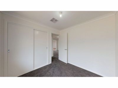 7 Pelagic Court, Dubbo