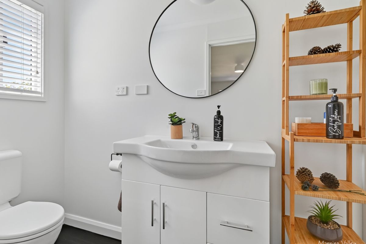 322 Hubbards Road North, Topi Topi