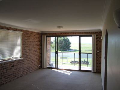 1 / 84 Head Street, Forster