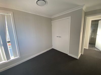 240 Sixth Avenue, Austral
