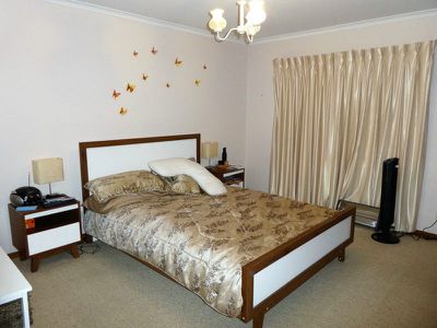 2 / 24 Oak Street, Seymour