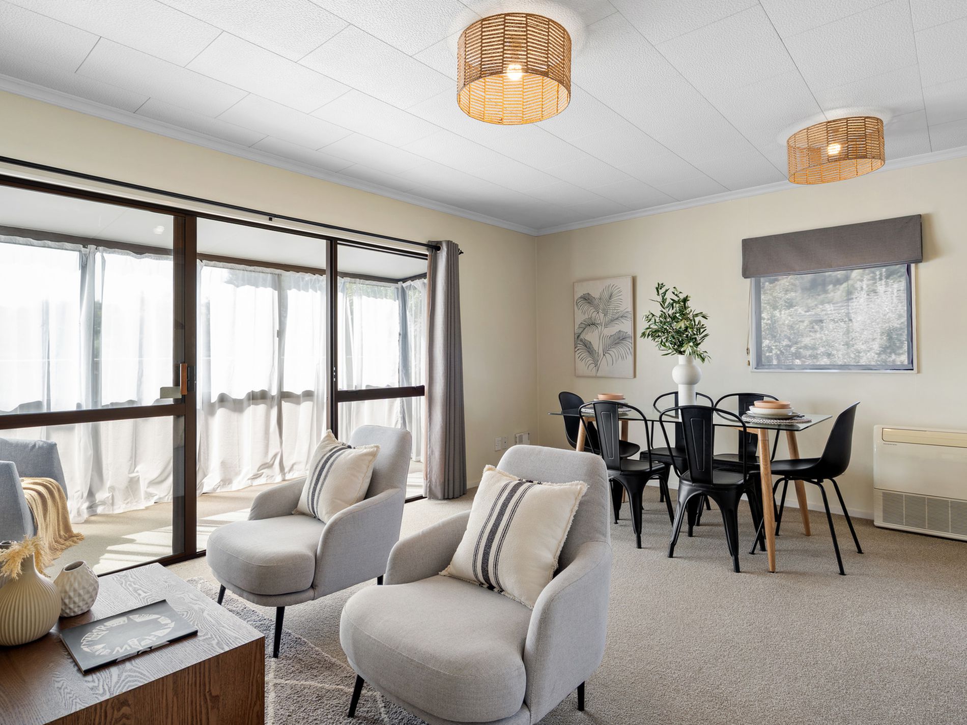 2 Brydon Way, The Wood