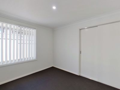 13B Lansdowne Drive, Dubbo