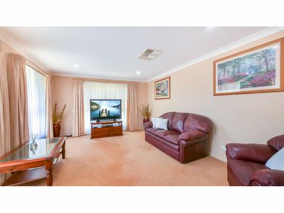 9R Numbardie Drive, Dubbo